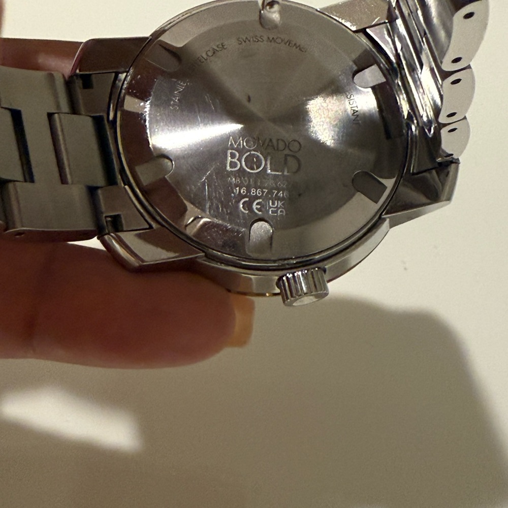 🔥Authentic Movado Bold Two-Tone Men Watch🔥 - Picture 3 of 8